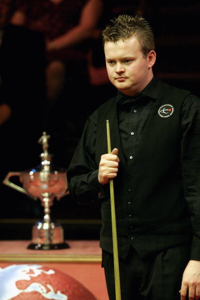 经常陷入 经常陷入